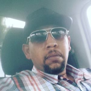 Meet your Posher, Marlon